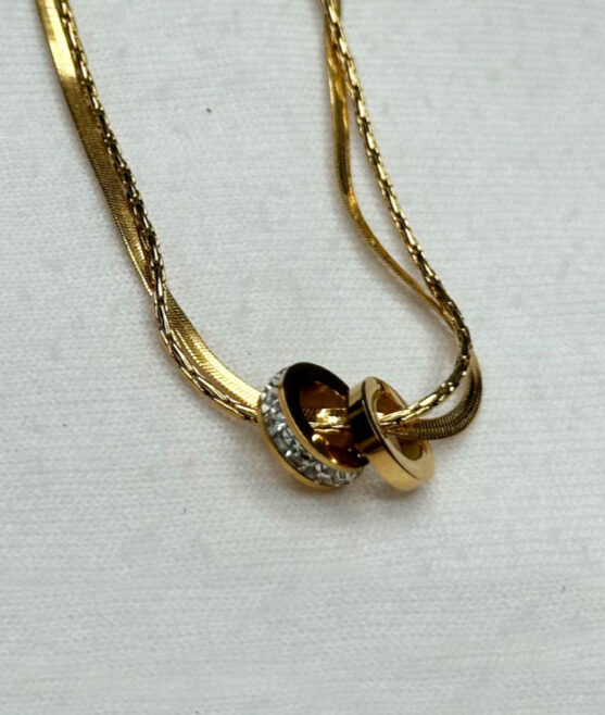 Colgante Doble Aro en Acero con Brillantes