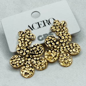 Pendientes Florales de Acero Dorado con Textura Martillada