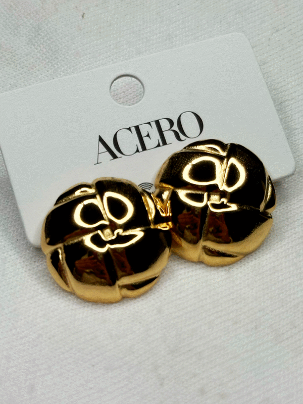 Pendientes Dorados de Acero con Diseño Esférico