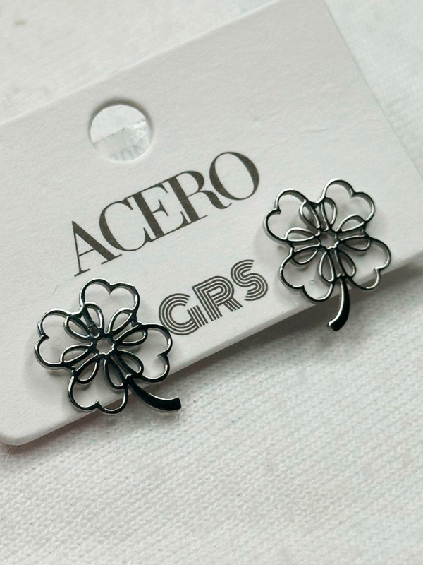 Pendientes Trébol de Cuatro Hojas en Acero – Amuleto de Estilo y Buena Suerte