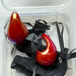 🔥 Aretes de Resina – Llama Carmesí