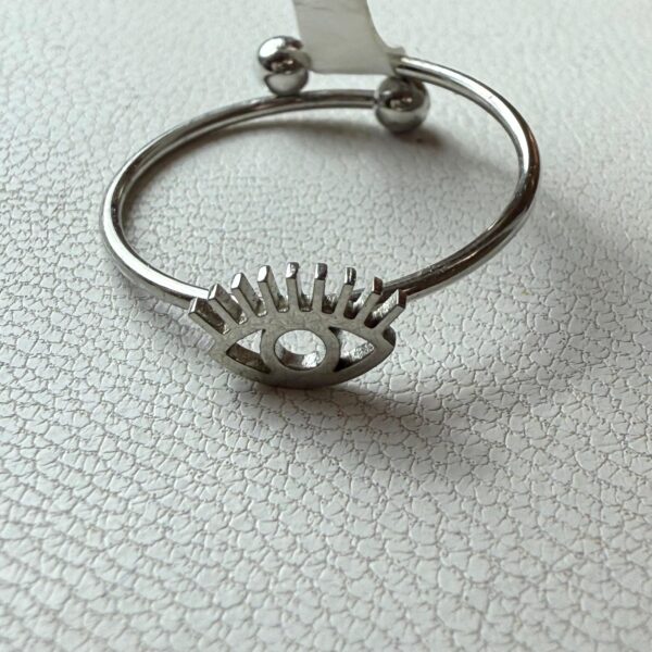 👁️ Anillo Plateado “Ojo Protector” – Minimalismo con Significado