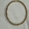 💎 Brazalete Dorado con Eslabones y Detalle de Cristales – Estilo Moderno con Toque Brillante