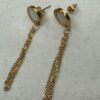 ✨ Pendientes Colgantes de Cadena Dorada con Detalle Espejo