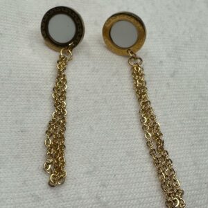 ✨ Pendientes Colgantes de Cadena Dorada con Detalle Espejo